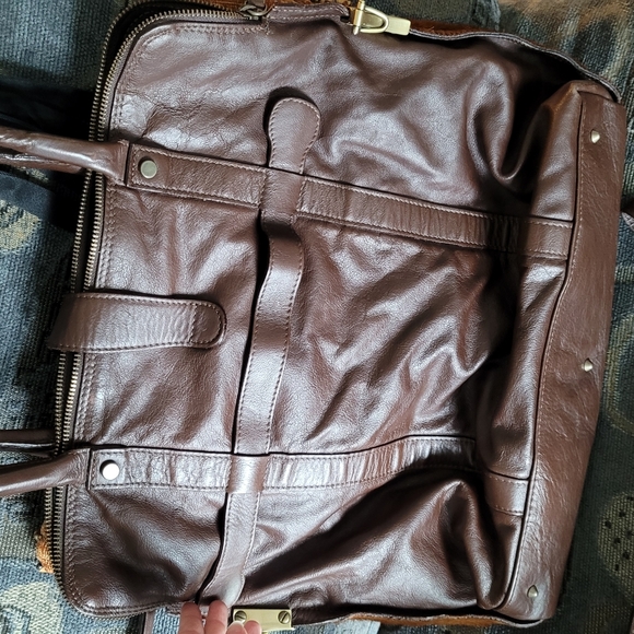 Italian Leather Bag - Picture 5 of 10